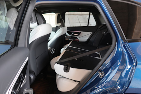 2025 Mercedes-Benz GLC 350e Review Body Image