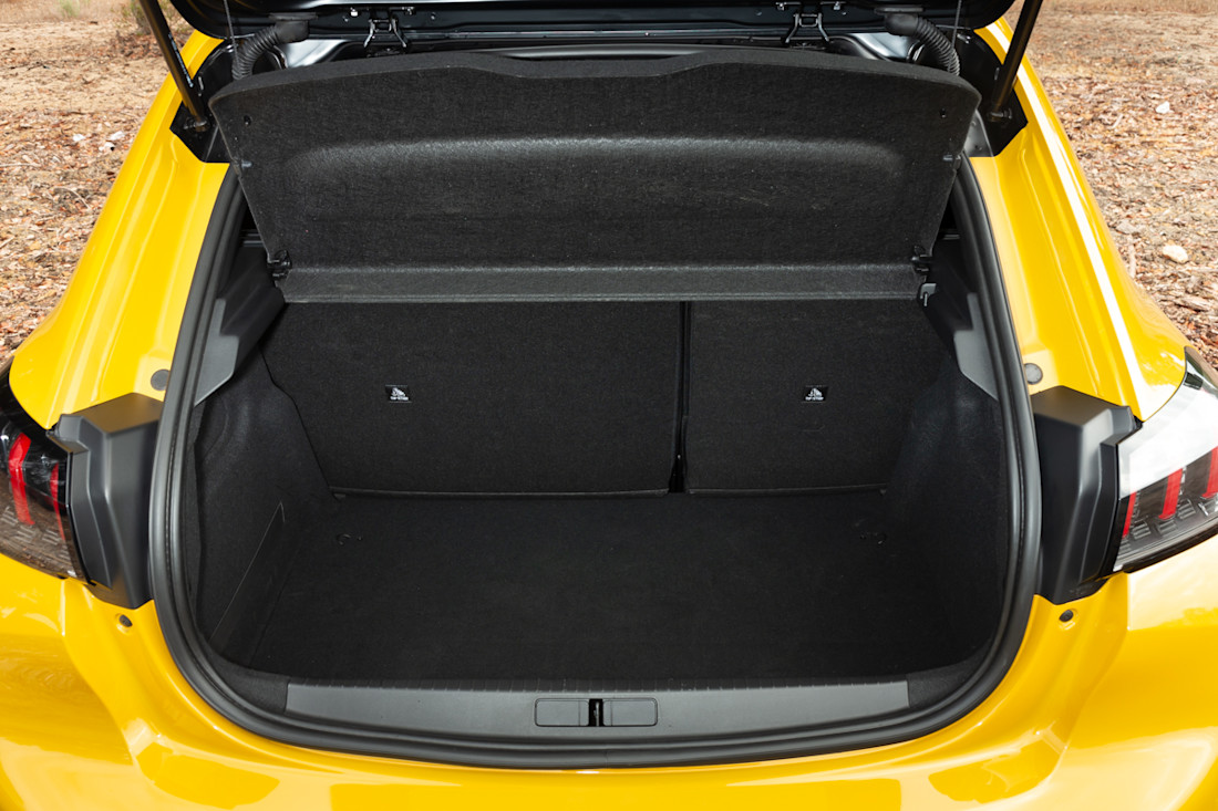 PEUGEOT_208_TESTDRIVE_0919TC-204.jpg