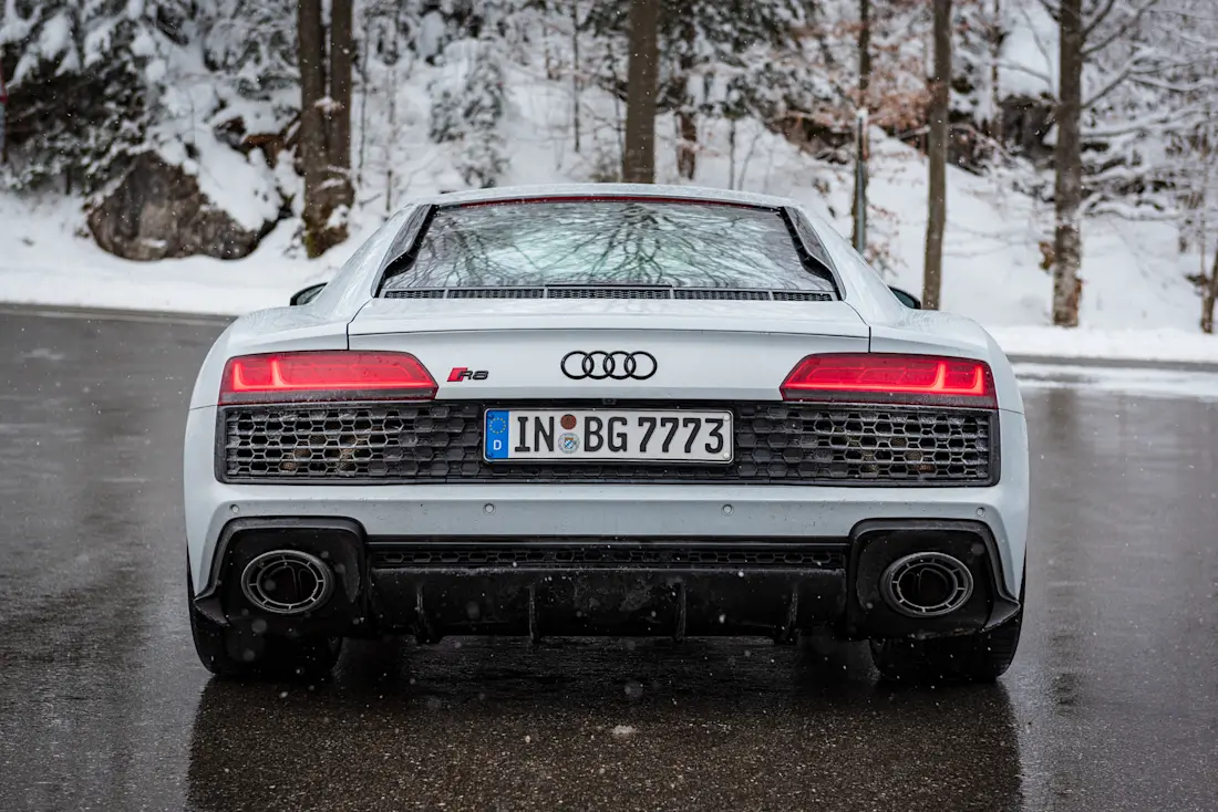 Audi-R8-RWD-2021-RearEnd Audi-R8-RWD-2021-RearEnd