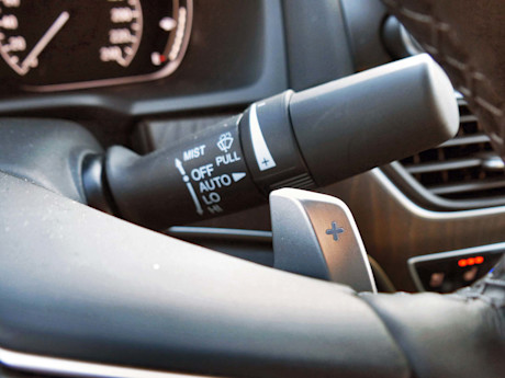 Editorial 2018 honda accord touring 19 bh