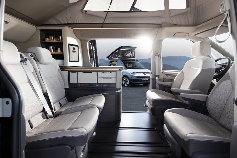 Volkswagen-California_Concept-2023-1024-11.jpg
