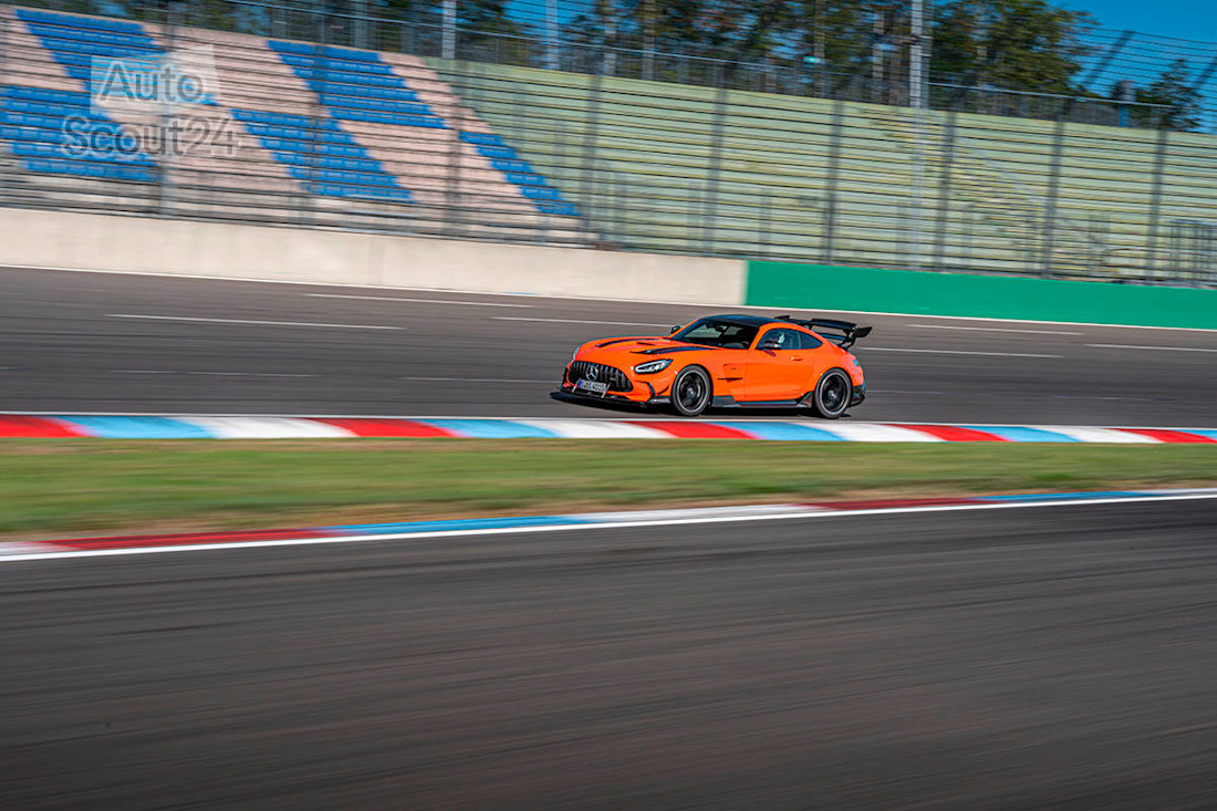Nuevo Mercedes AMG GT Black Series 2021 (8).jpg