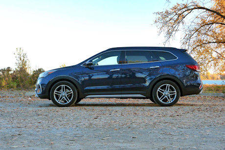 Editorial 2017 hyundai santa fe xl limited 03 sw