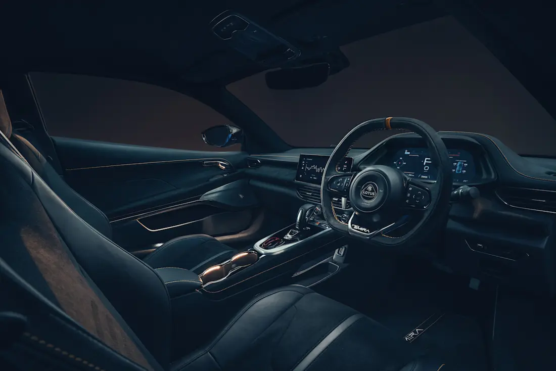 AS24 Lotus Emira 2021 interieur