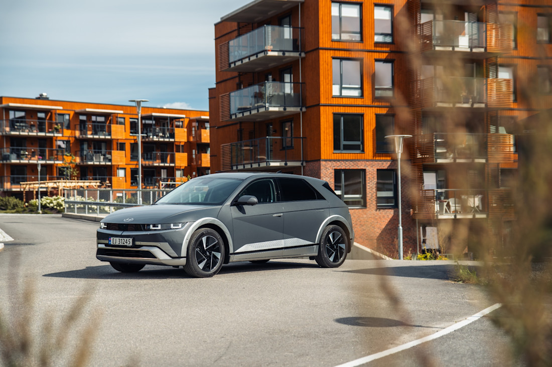 hyundai ioniq 58