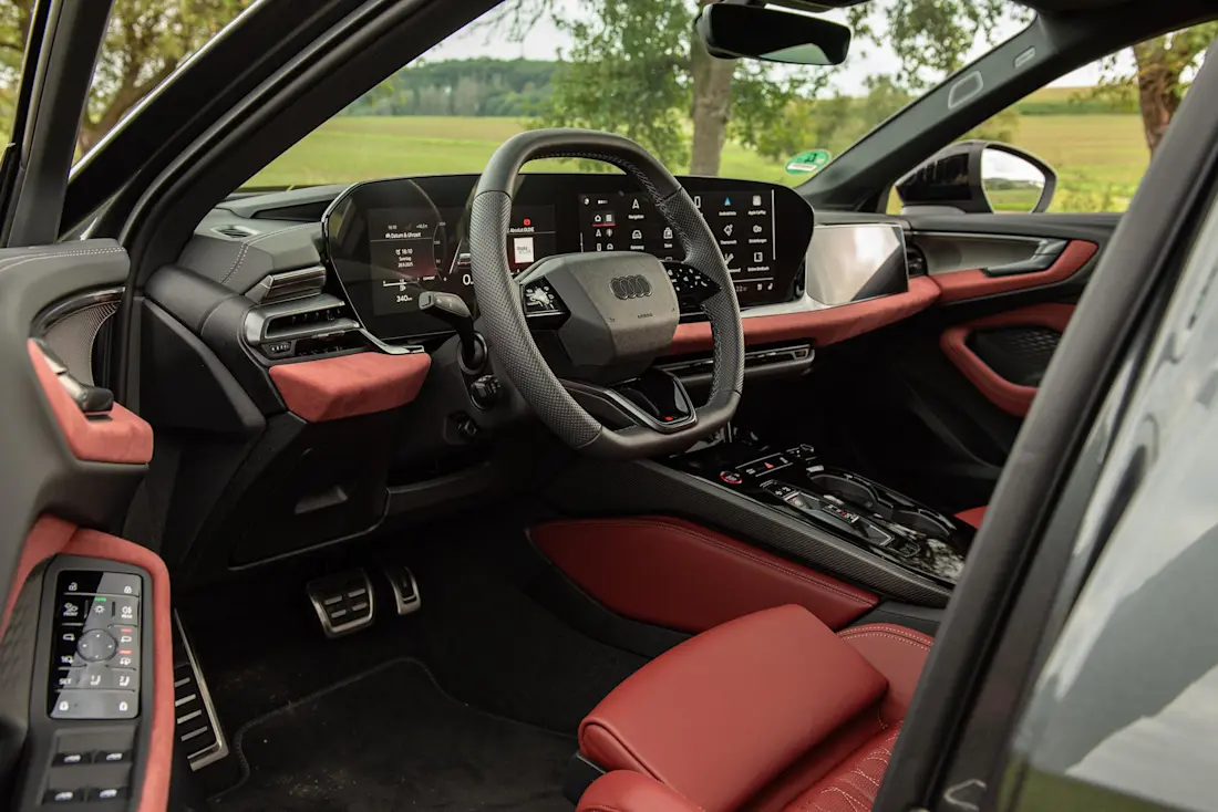 audi-s5-avant-2025-cockpit
