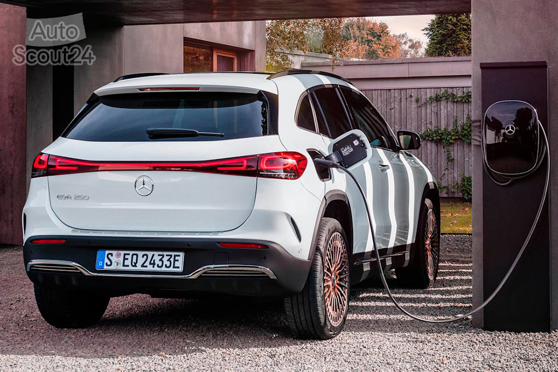 Contacto Mercedes EQA 250 2021 Ruben Fidalgo(4).jpg