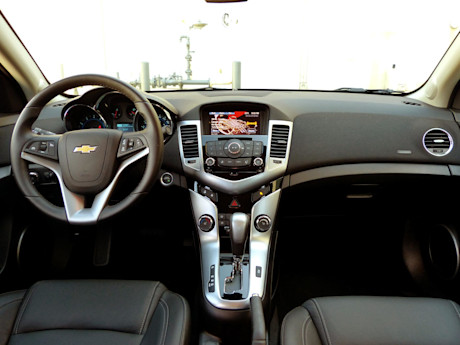 Editorial 2014 chevrolet cruze ltz 14t jb 11