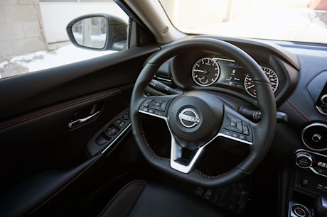 Editorial 2024 nissan sentra sr td 240320 27 jl