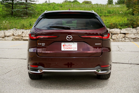 Editorial 2024 mazda cx 90 signature 231003 04 di