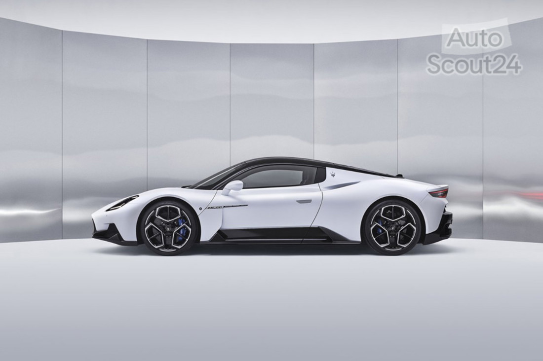 Maserati-MC20-2021-1280-02.jpg