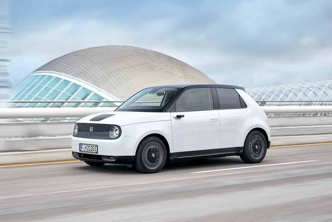 honda-e-side honda-e-side