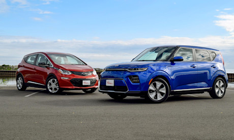 Editorial 2020 chevrolet bolt vs 2020 kia soul ev 04 sha