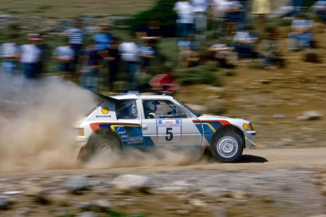 Peugeot205T161986 (1)
