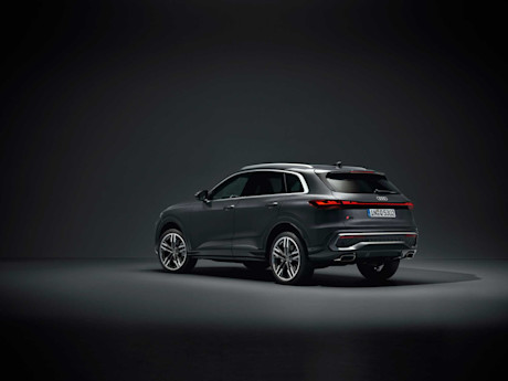 Editorial 2025 audi q5 edit 45