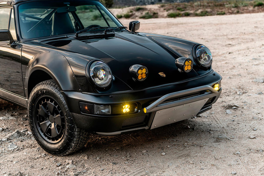 Porsche-911-964-restomod-safari (5).jpg