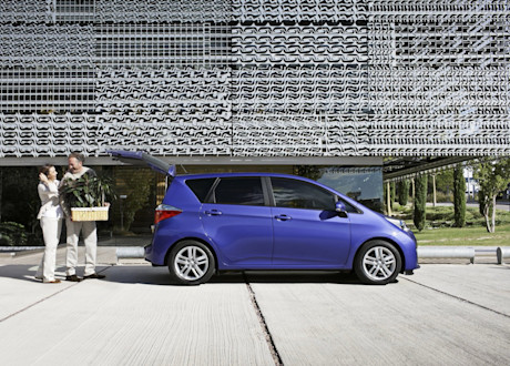 BST-85 - AutoScout24 - beste minivans foto