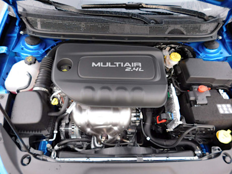 Editorial 2016 dodge dart blacktop sh 11