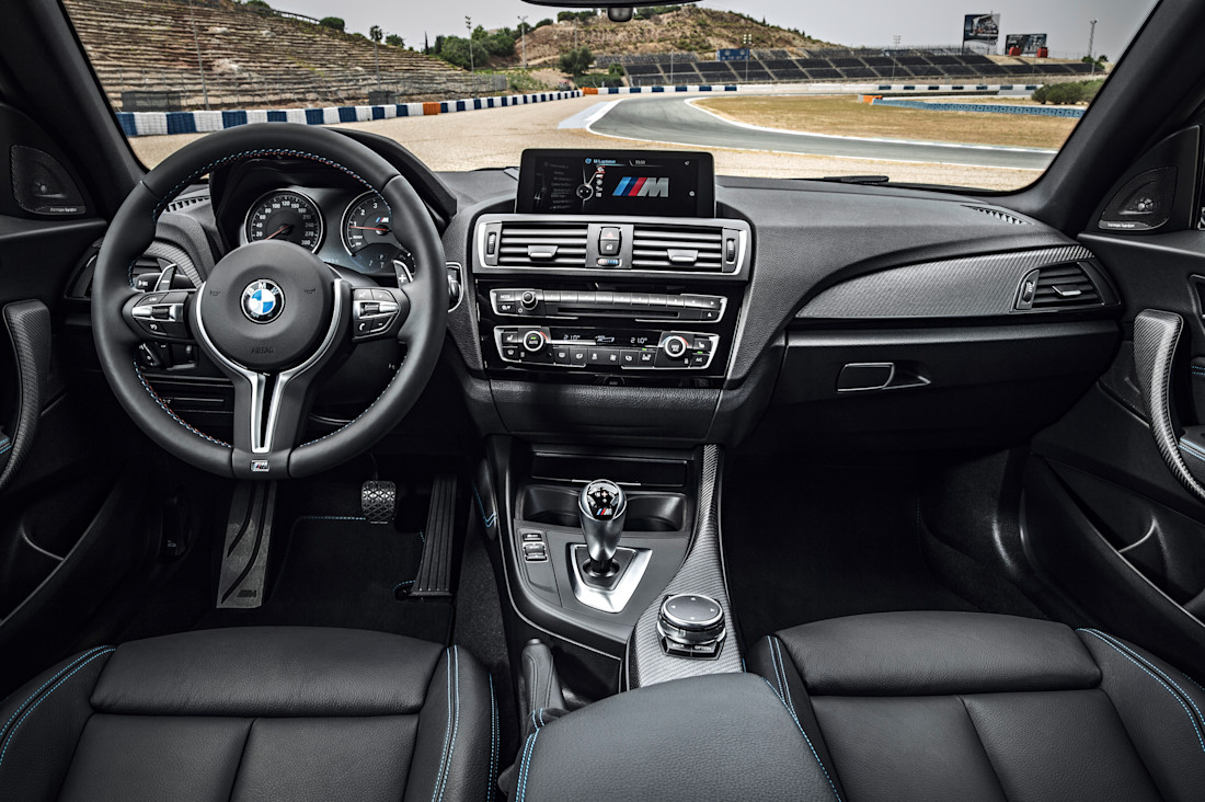 bmw-m2-interieur