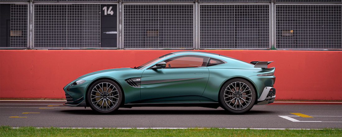 L'Aston Martin Vantage F1 Edition marque un retour en force (2021)