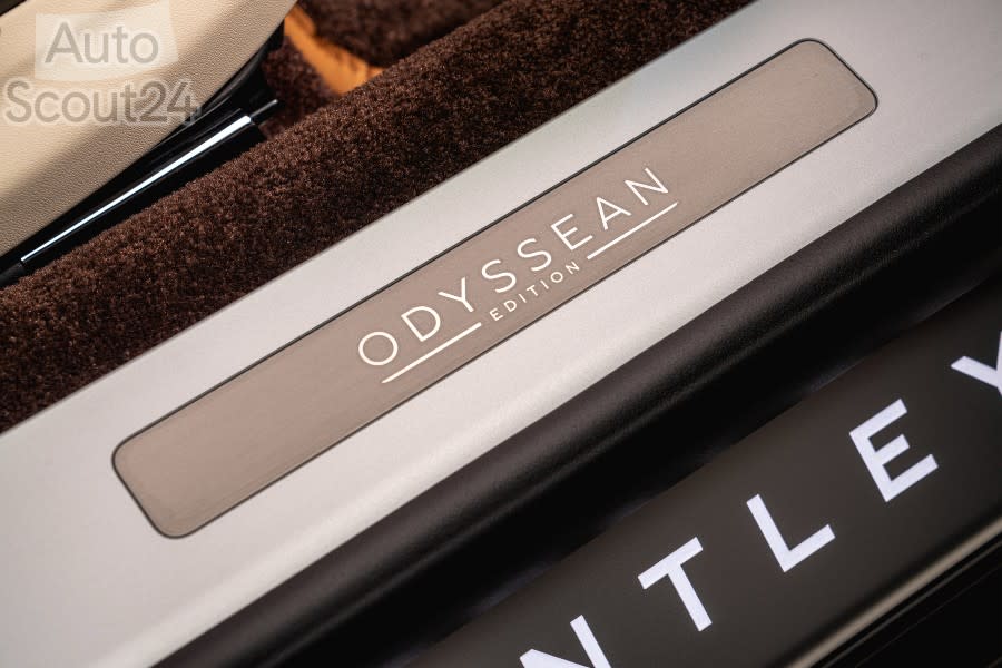Flying Spur Odyssean Edition - 8 (2).jpg