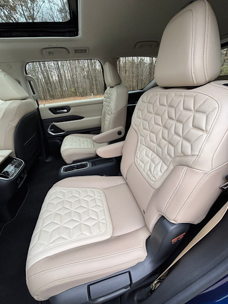 Nissan Armada 2025 : Premier Essai Image