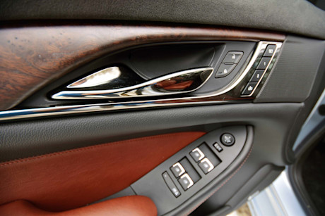 Editorial 2018 cadillac cts premium luxury awd 27 jp