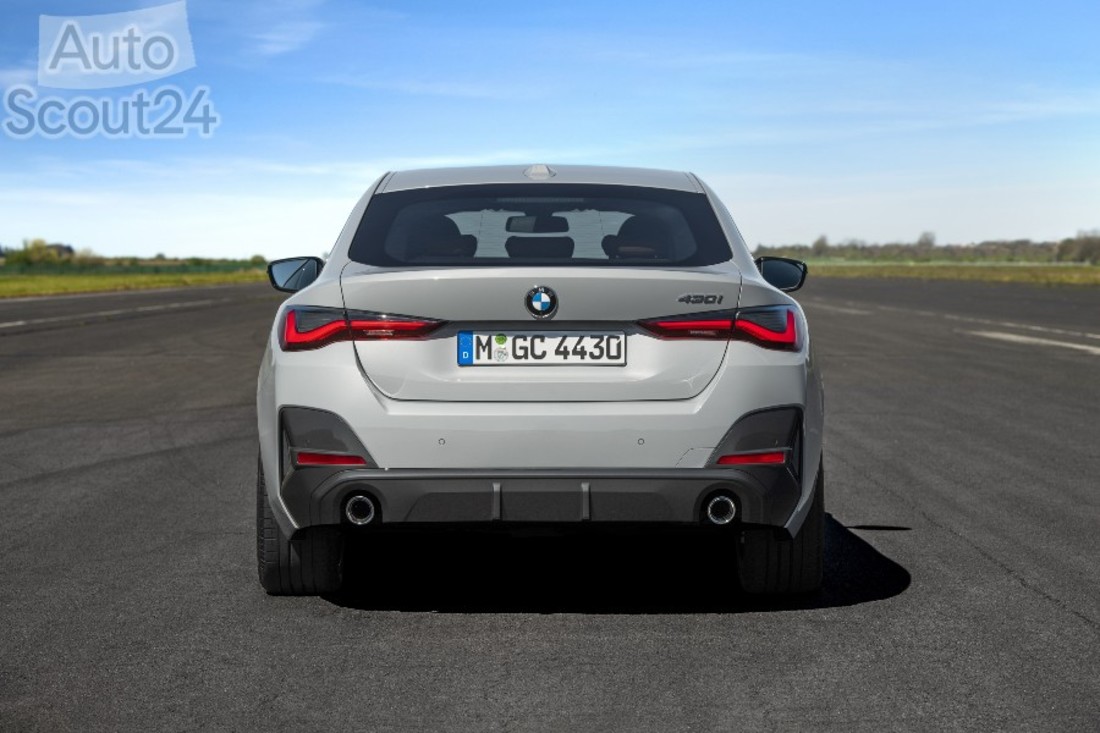 P90424593_highRes_the-all-new-bmw-430i (2).jpg