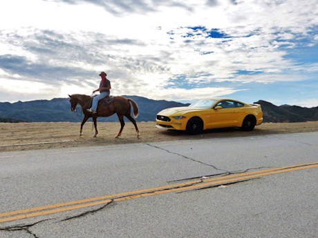 Editorial 2018 ford mustang gt 17 jb