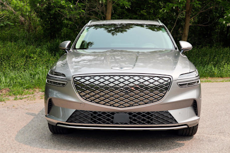 Editorial 2023 genesis electrified gv70 prestige td 230810 01 jm