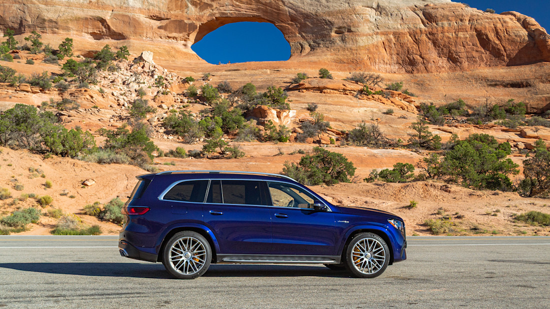 2027 Mercedes-AMG GLS 63 S - FD - KP - 261019 - 3.jpg