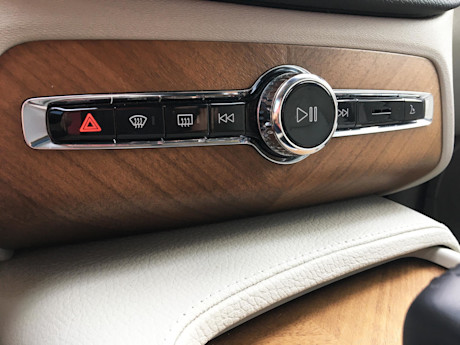 Volvo XC90 Recharge Inscription Expression 2021 : essai routier Image