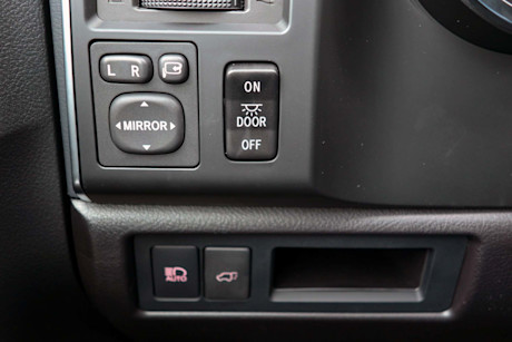 Editorial 2020 toyota sequoia sr5 trd pro 27 jm
