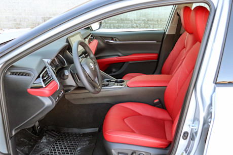 Editorial 2021 toyota camry hybrid xse 14 jm