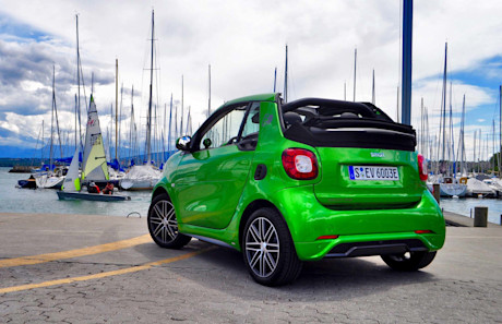 Editorial 2017 smart fortwo electric drive cabrio 01 mb