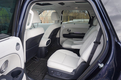 2026 Hyundai Palisade Hybrid Review Image