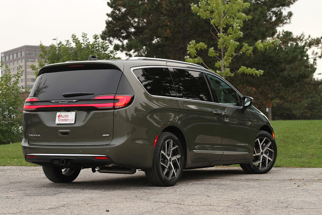 2027 Chrysler PAcifica - TD - CT - 261005 - 33.jpg