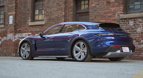 Editorial 2022 porsche taycan turbo cross turismo 04 jl
