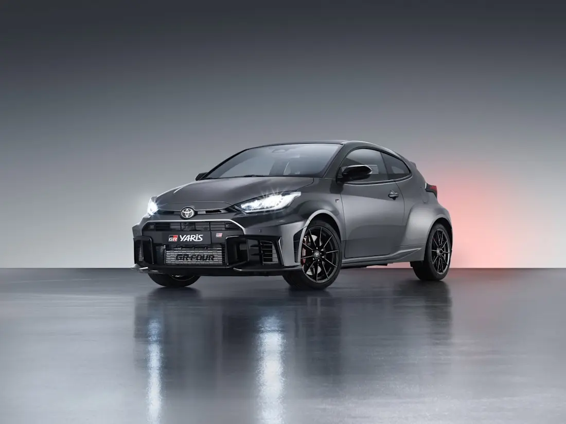 toyota-yaris-2024-2