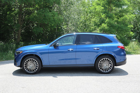 2025 Mercedes-Benz GLC 350e Review Body Image