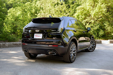 Editorial 2020 cadillac xt4 sport 03 sha