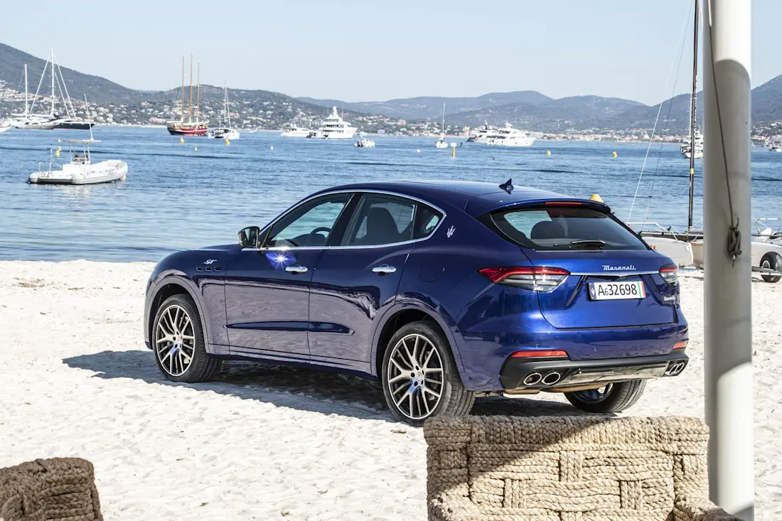 maserati levante gt hybrid sport package 61