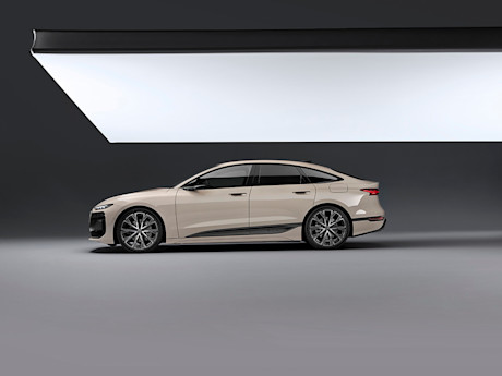 Editorial 2025 audi a6 e tron sportback audi preview 240717 pb 10