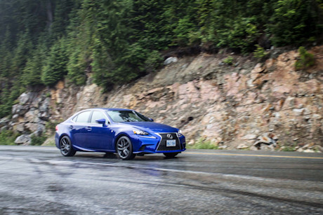 Editorial 32 bm 2016 lexus is 350 f sport awd