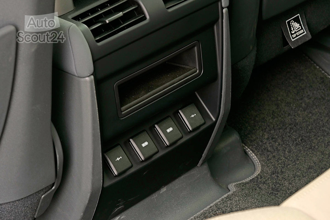 Prueba Land Rover Defender 110 SD4 2020 Ruben Fidalgo (51).jpg