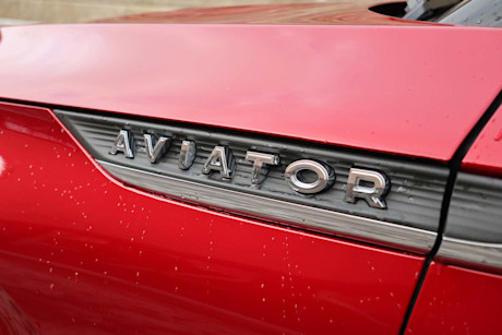 Editorial 2020 lincoln aviator reserve 10 jl