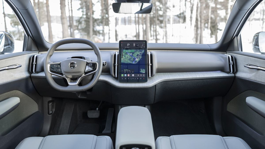 Volvo EX30 Cross Country 3