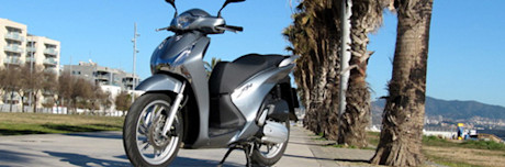 Prueba: Honda SH 125i – El Rey exhibe su autoridad