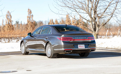 Editorial 2021 genesis g90 50 prestige awd 03 jw