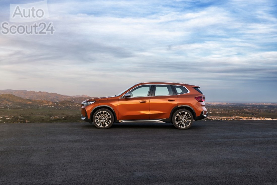 P90465578_highRes_the-all-new-bmw-x1-x(1).jpg